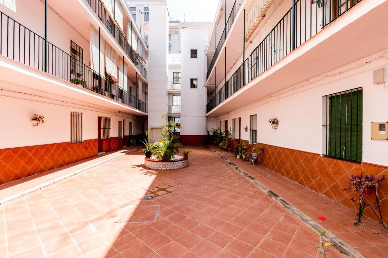 Holi-Rent Salado Leilighet Sevilla Eksteriør bilde